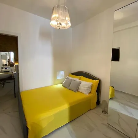 D'hotes En Sicile *
