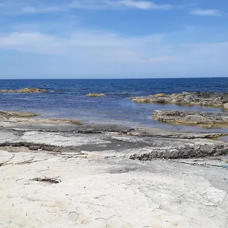 D'hotes En Sicile *