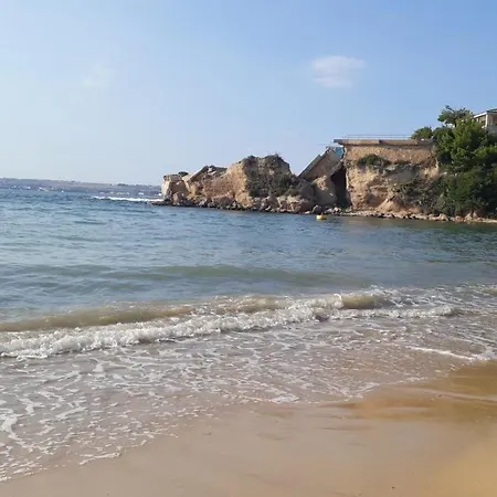 D'hotes En Sicile